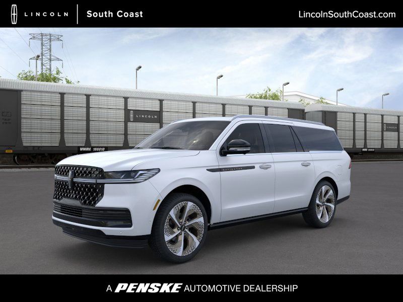2025 Lincoln Navigator Black Label Hero Image