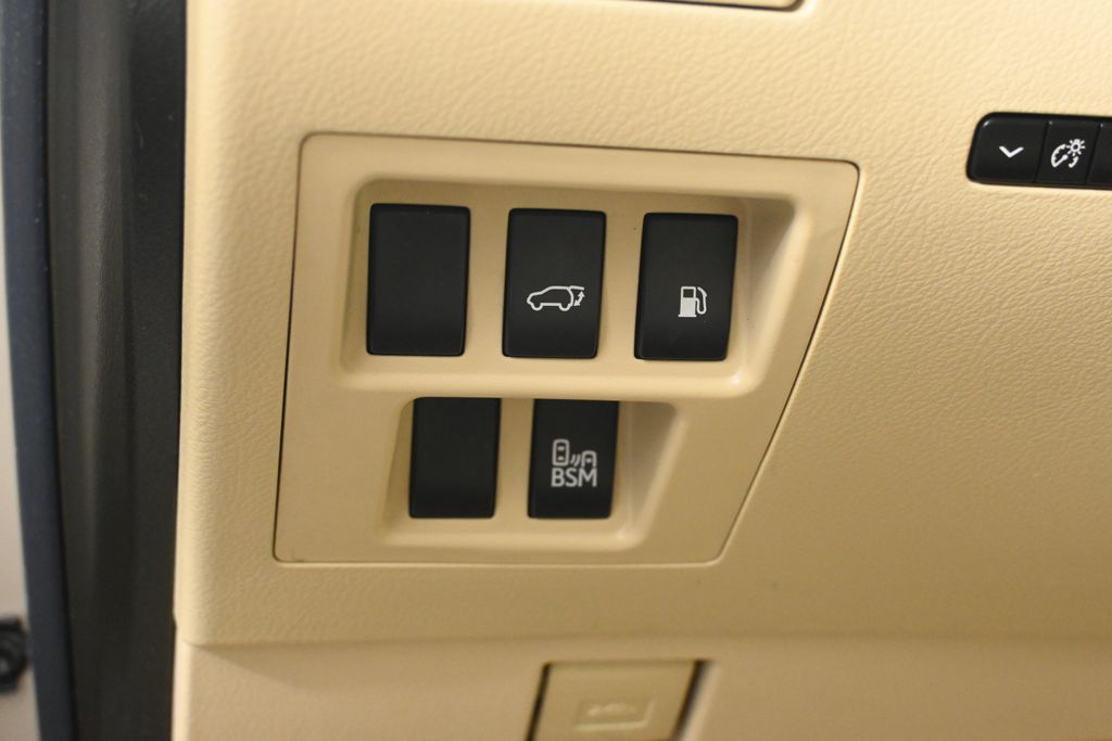 Thumbnail: 2015 Lexus RX - 28