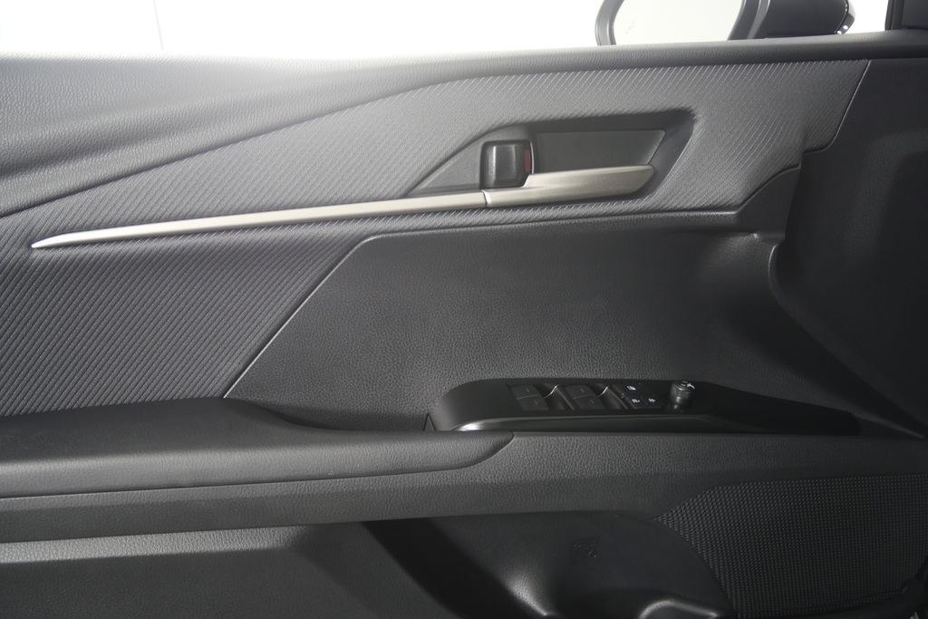 Thumbnail: 2026 Toyota Camry - 8