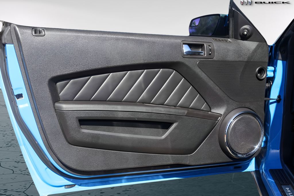 Used Car 2012 Ford Mustang  Gt Premium For Sale Under $25,000 In Austin, Texas