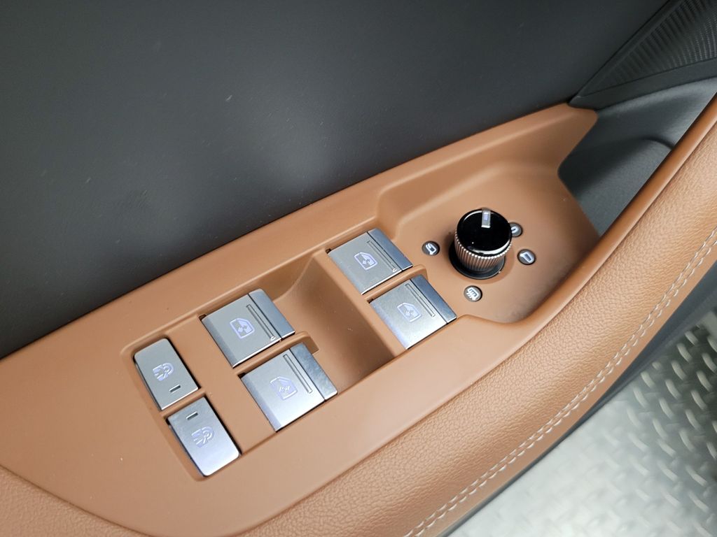 Thumbnail: 2022 Audi A6 - 31