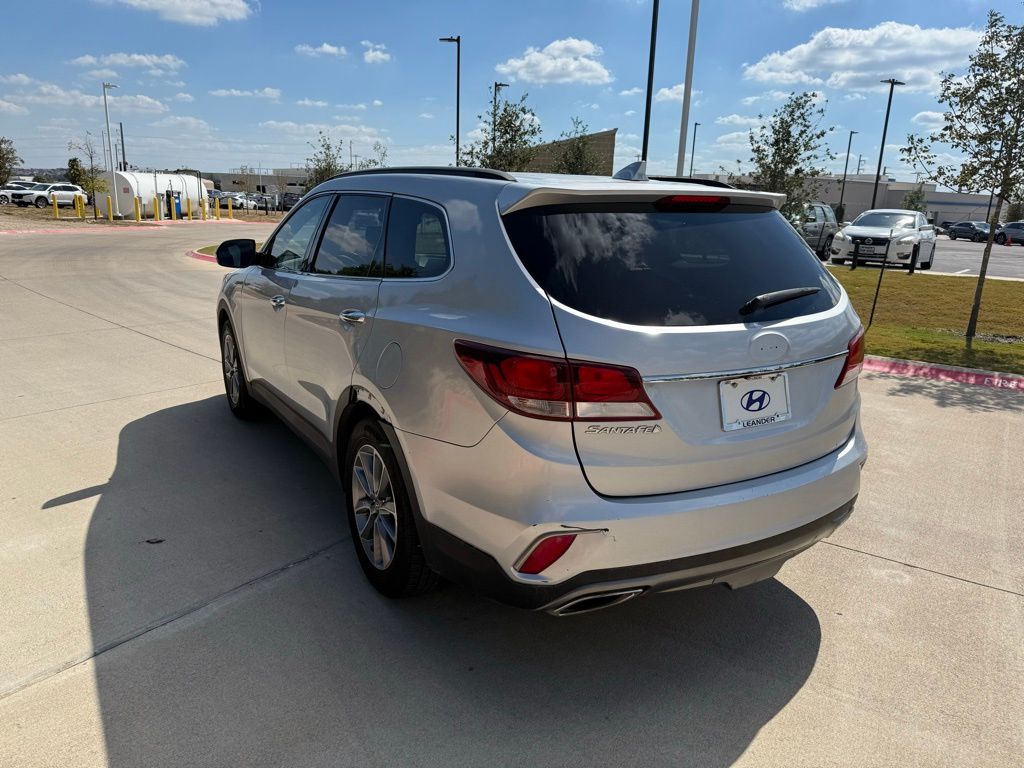 Thumbnail: 2017 Hyundai Santa Fe - 7