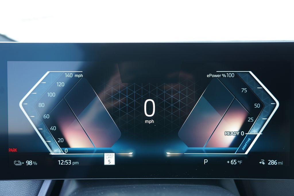 Thumbnail: 2026 BMW iX - 16