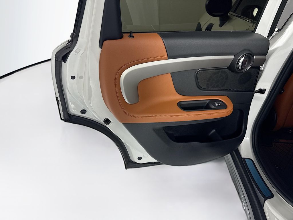 Thumbnail: 2024 MINI Cooper Countryman - 26