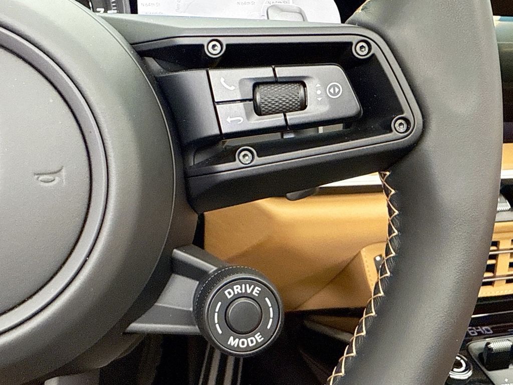 Thumbnail: 2024 Porsche 911 - 23