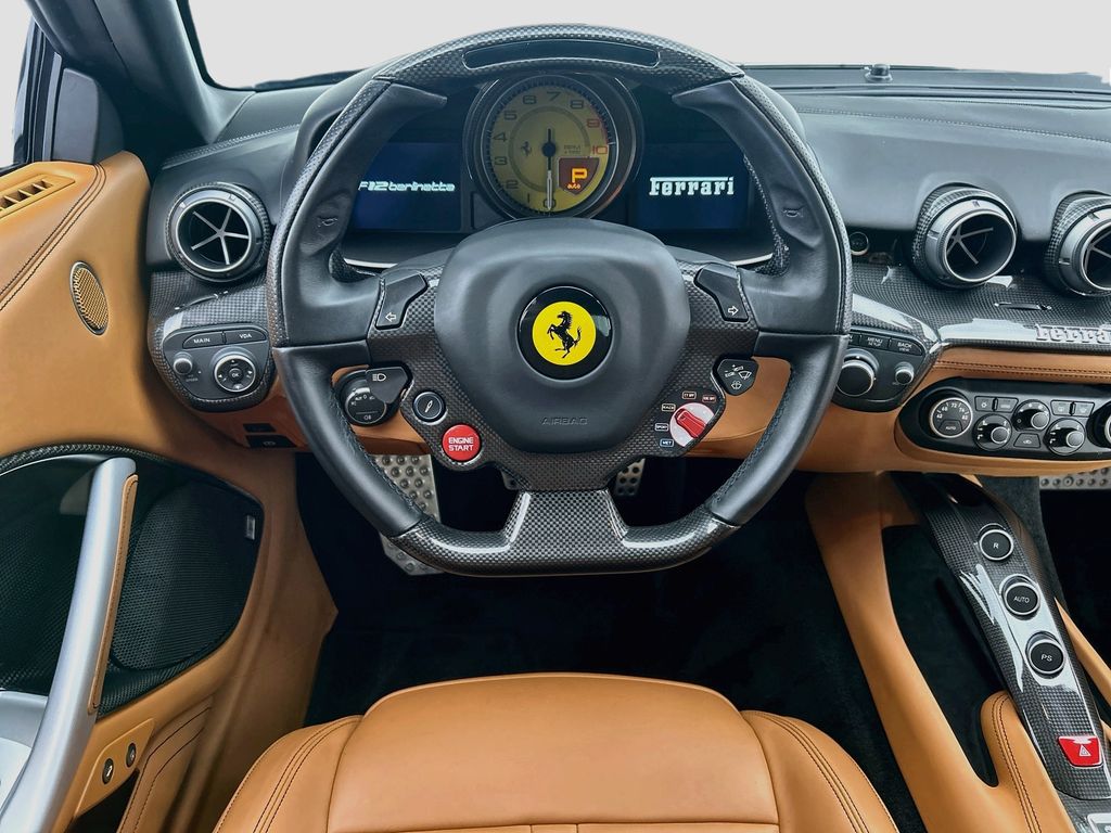 Thumbnail: 2014 Ferrari F12 - 10