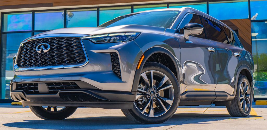 2023 INFINITI QX60 LUXE - 1