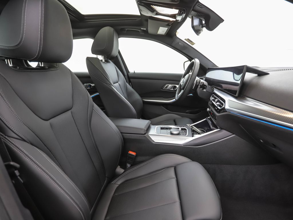 Thumbnail: 2023 BMW 3 Series - 31