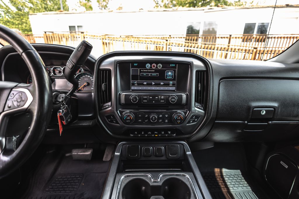 2015 Chevrolet Silverado 2500HD Built After Aug 14 LTZ thumbnail 29