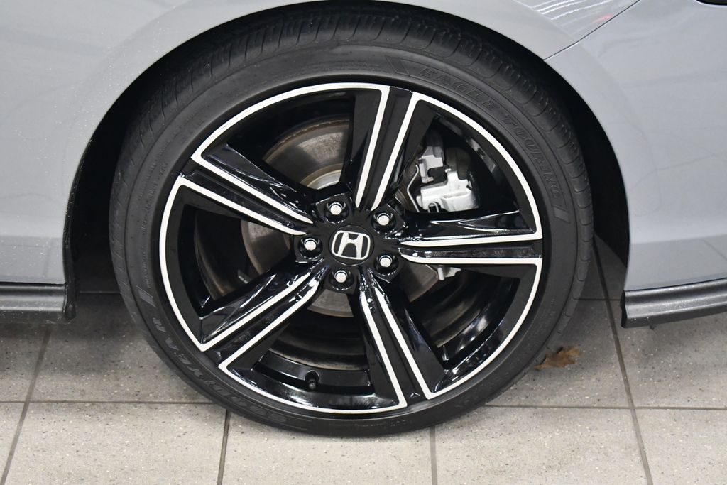 Thumbnail: 2025 Honda Accord - 11