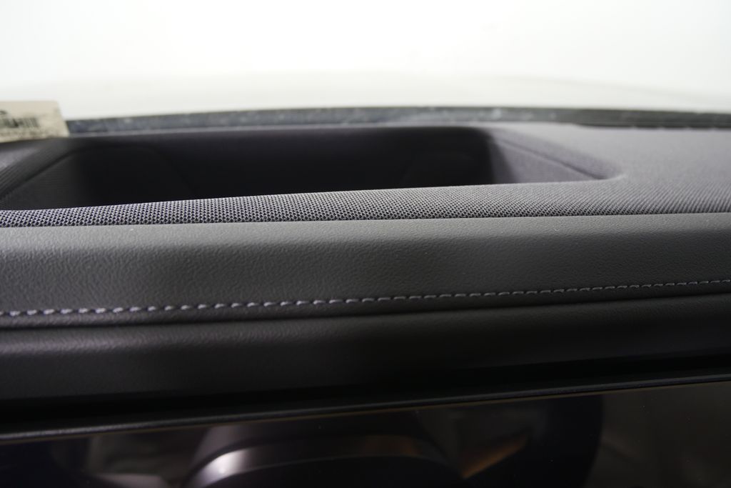 Thumbnail: 2026 BMW i7 - 19