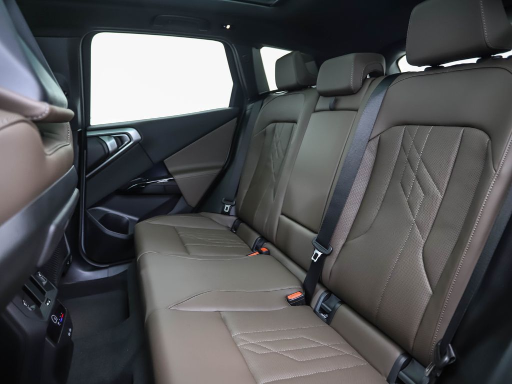 Thumbnail: 2026 BMW X3 - 22