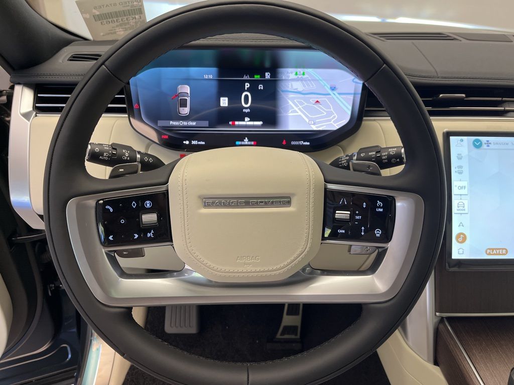 Thumbnail: 2025 Land Rover Range Rover - 14