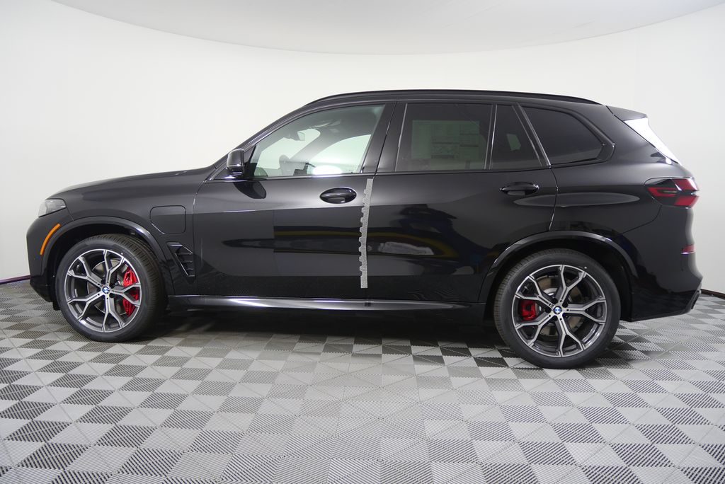 Thumbnail: 2026 BMW X5 - 6