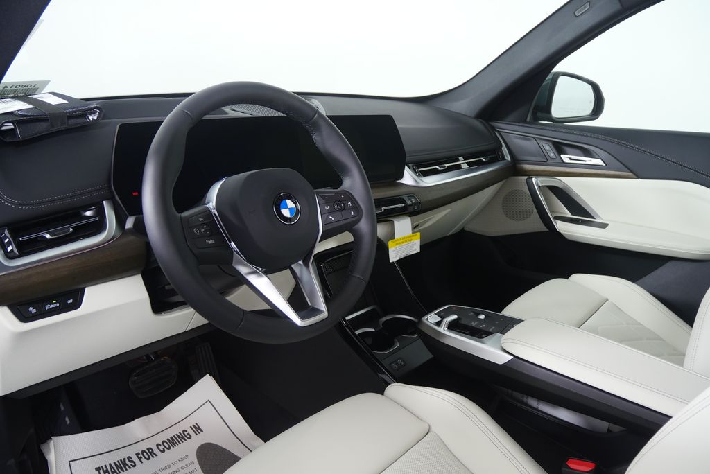 Thumbnail: 2026 BMW X1 - 12