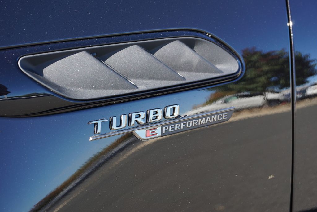 Thumbnail: 2026 Mercedes-Benz C-Class - 12