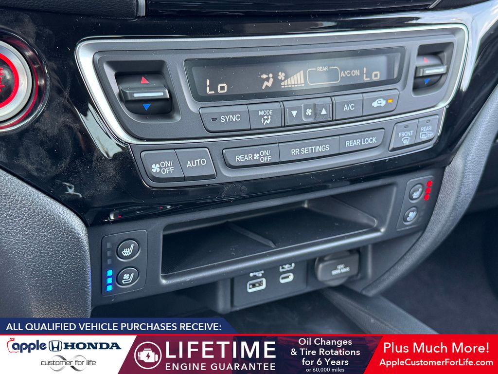 2026 Honda Ridgeline Black Edition Two-Tone