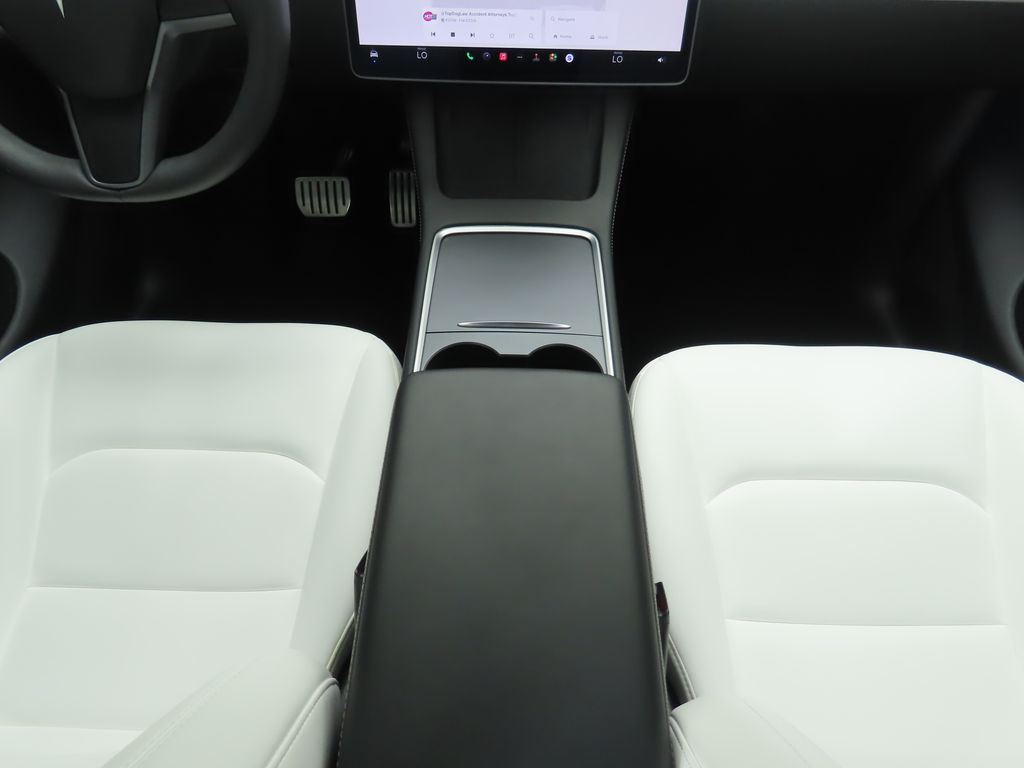 Thumbnail: 2024 Tesla Model Y - 16