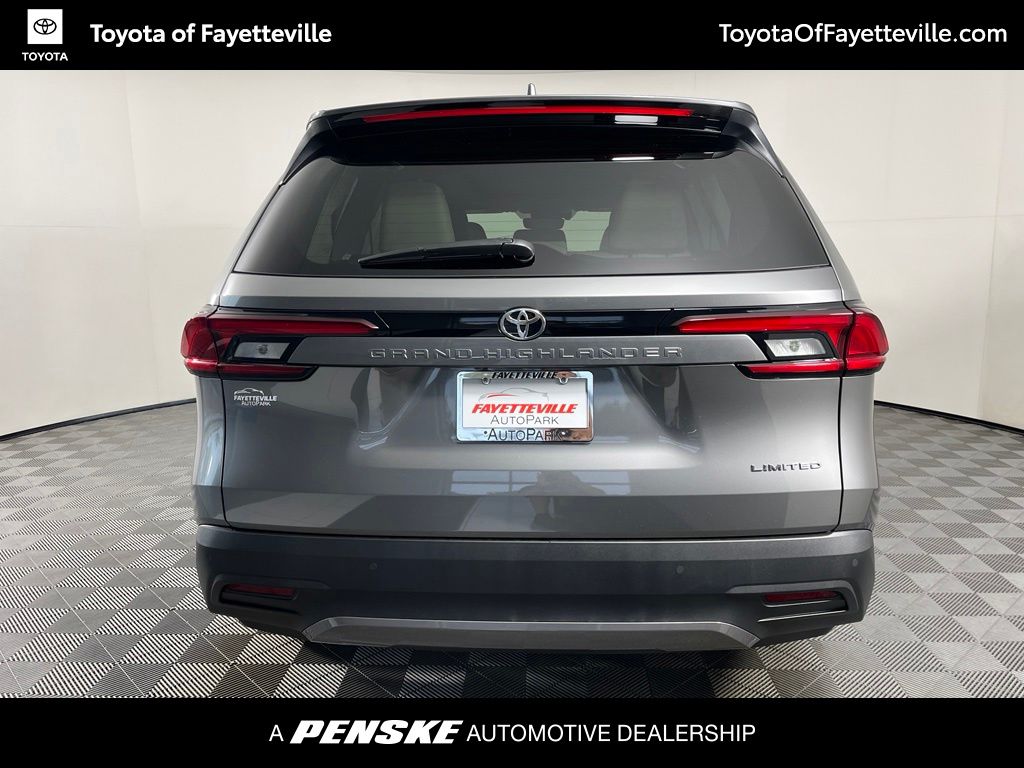 Thumbnail: 2026 Toyota Grand Highlander - 14