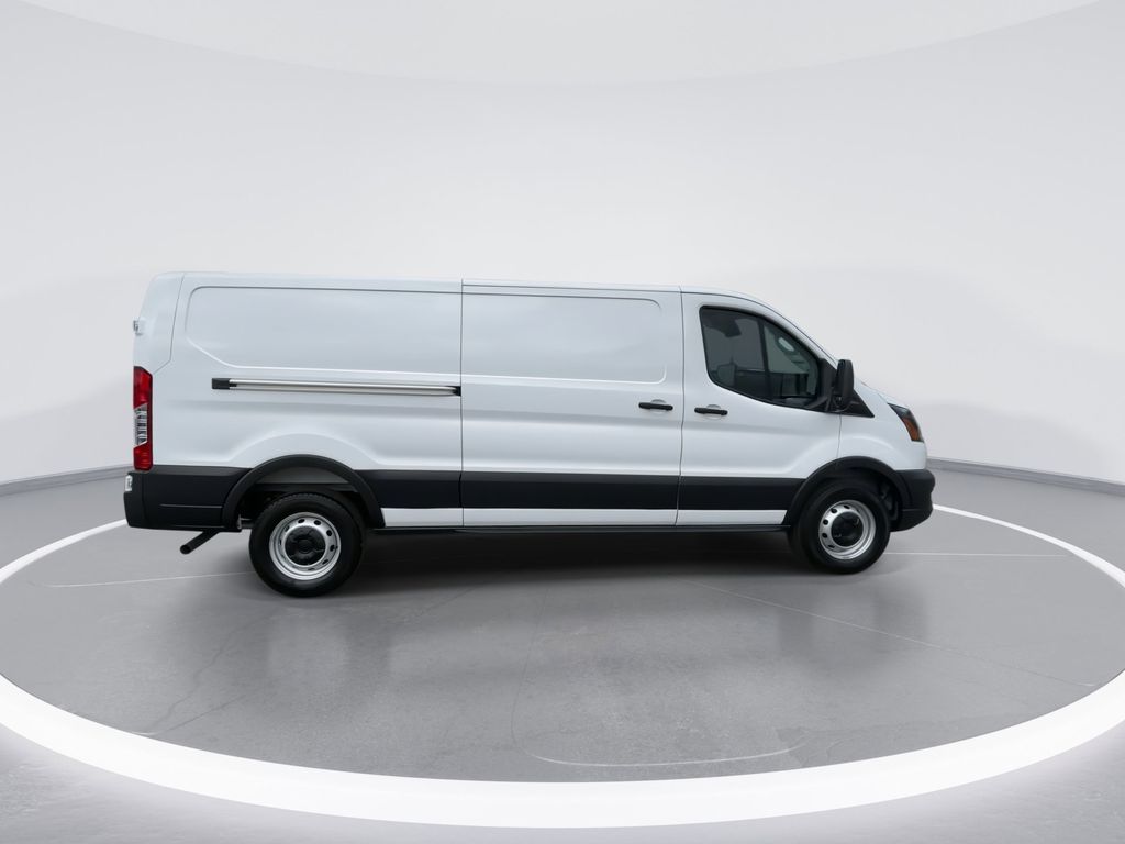 New 2025 Oxford White Ford Cargo Van image 9