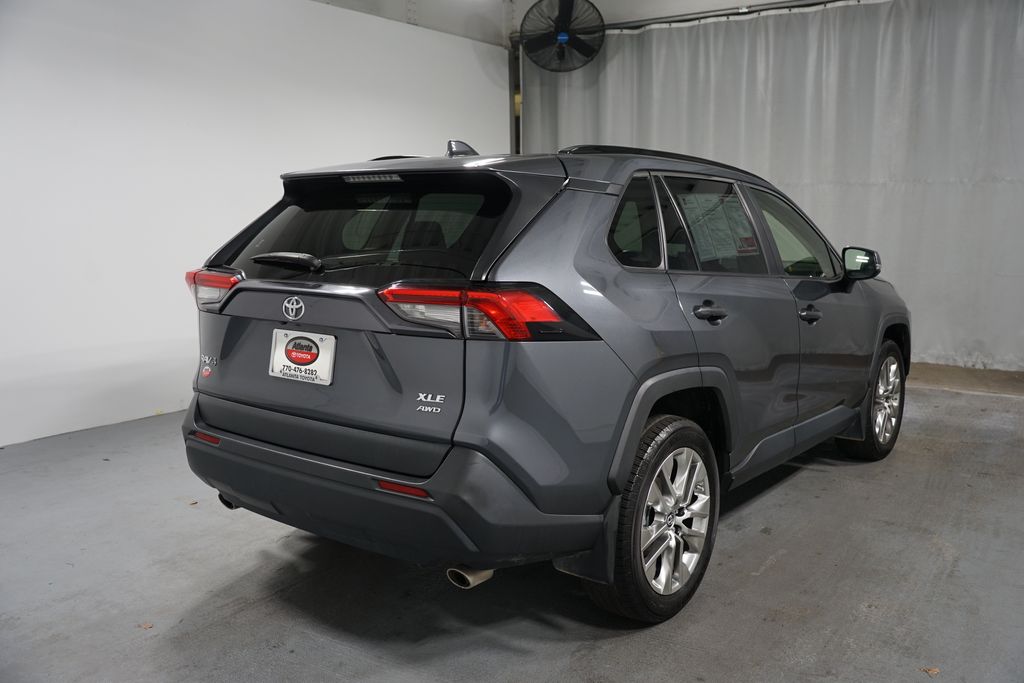 2019 Toyota RAV4 XLE Premium 6