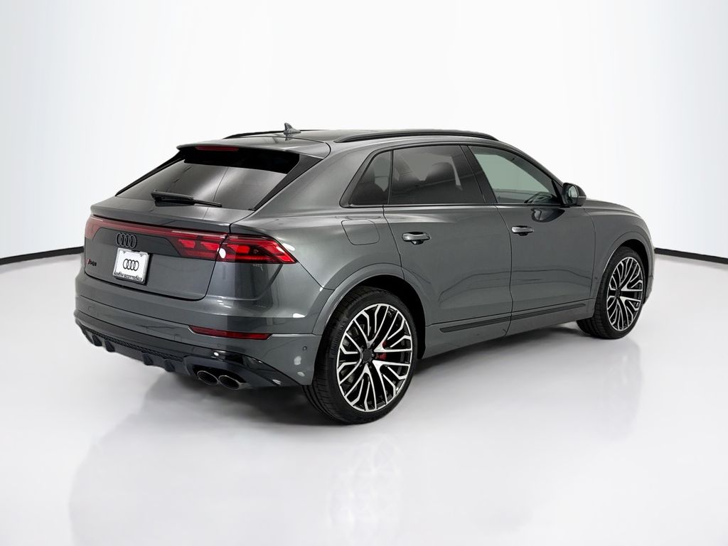 Thumbnail: 2026 Audi SQ8 - 5