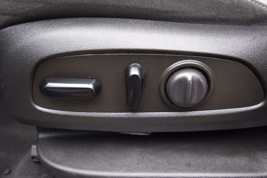 used 2023 Chevrolet Equinox car, priced at $18,000