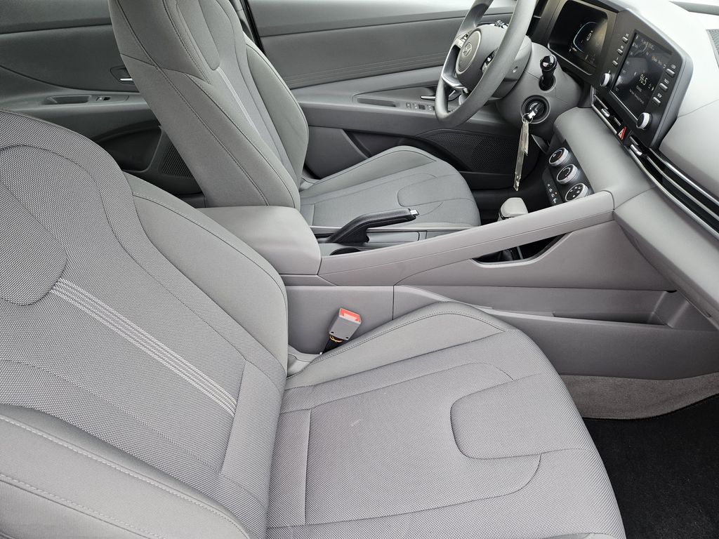 2025 Hyundai Elantra