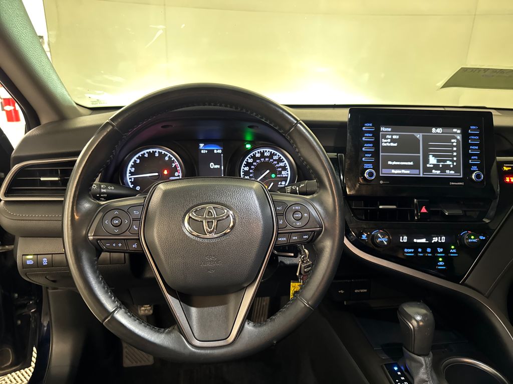 Certified Used 2022  Toyota SE image 8