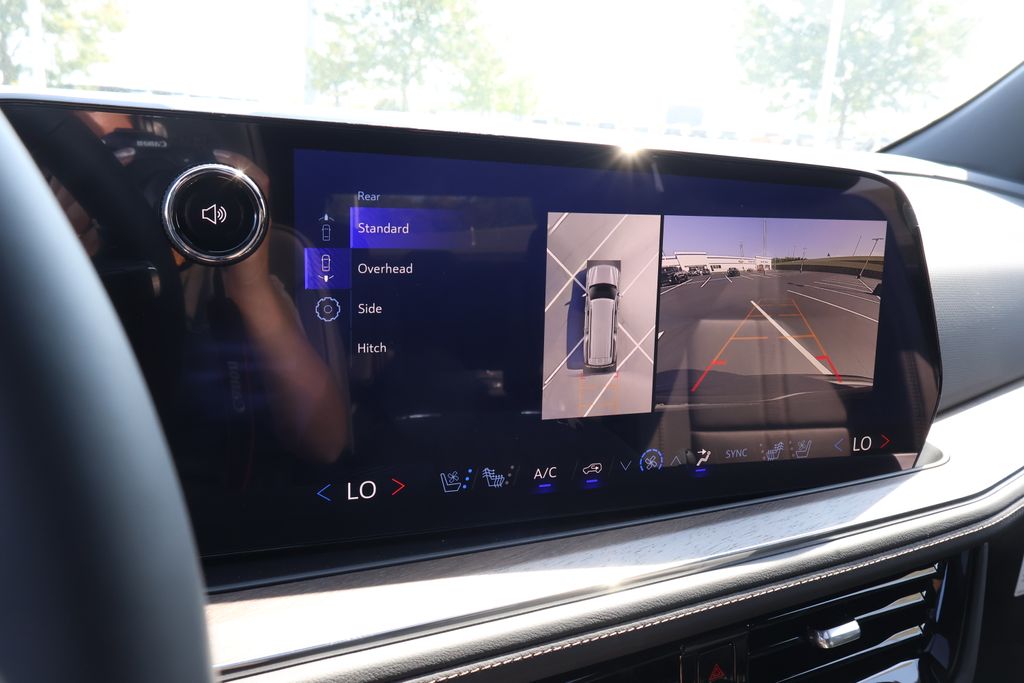 Thumbnail: 2025 Chevrolet Suburban - 29