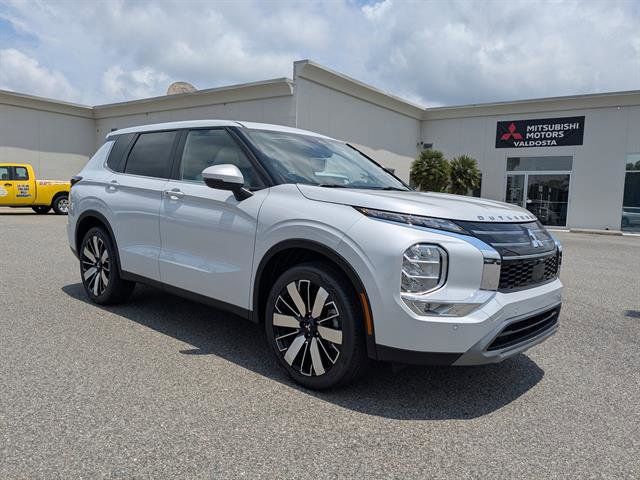 Used 2025 Mitsubishi Outlander SUV