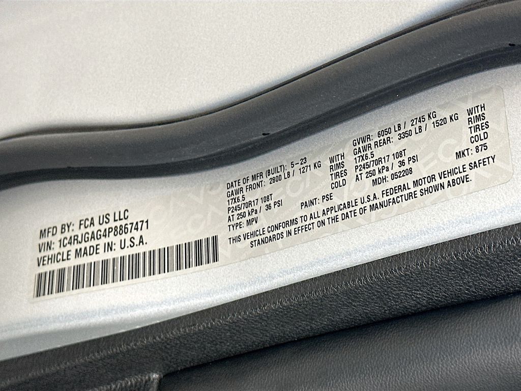 Thumbnail: 2023 Jeep Grand Cherokee - 31