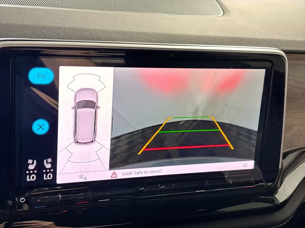 2026 Volkswagen Atlas SE w/Technology