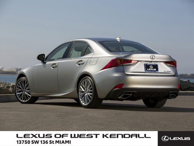 2017 Lexus IS 200t RWD