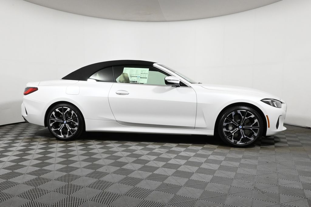 Thumbnail: 2026 BMW 4 Series - 9