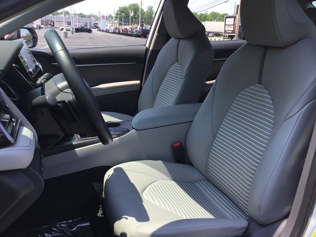 2023 Toyota Camry SE 11