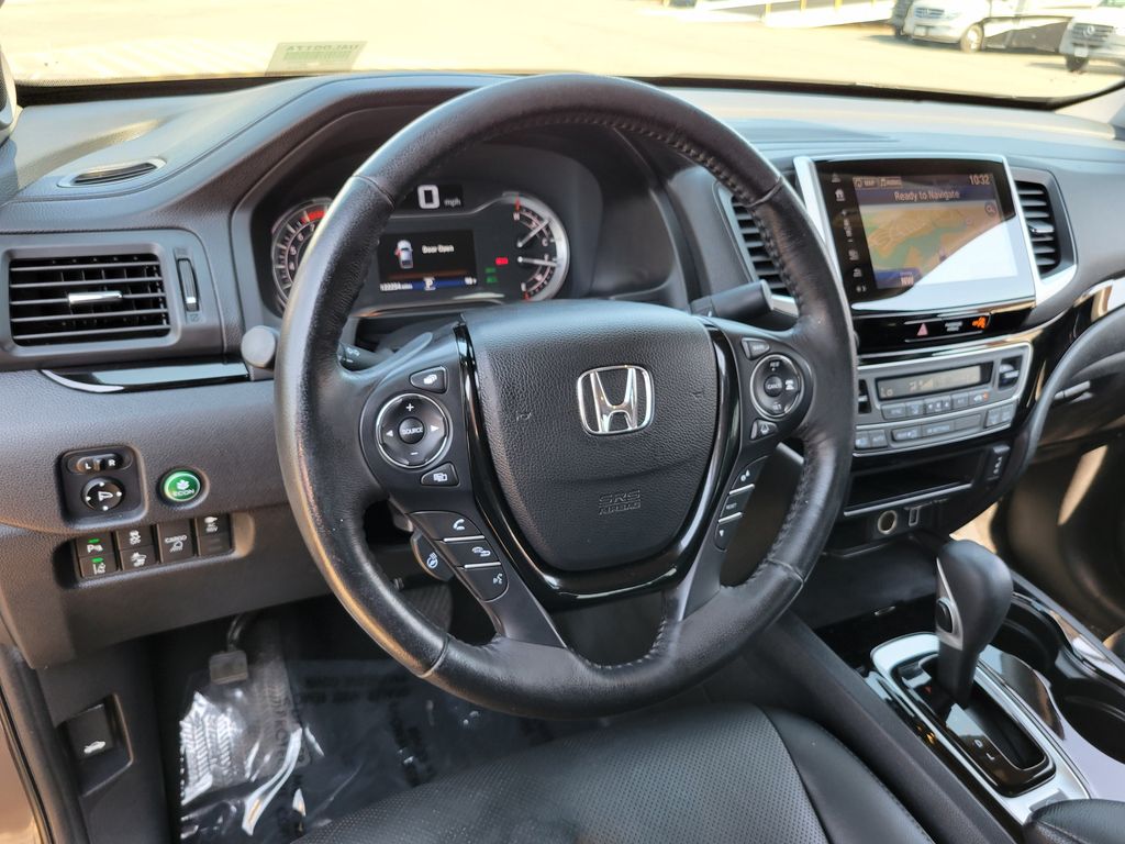 Thumbnail: 2019 Honda Ridgeline - 23