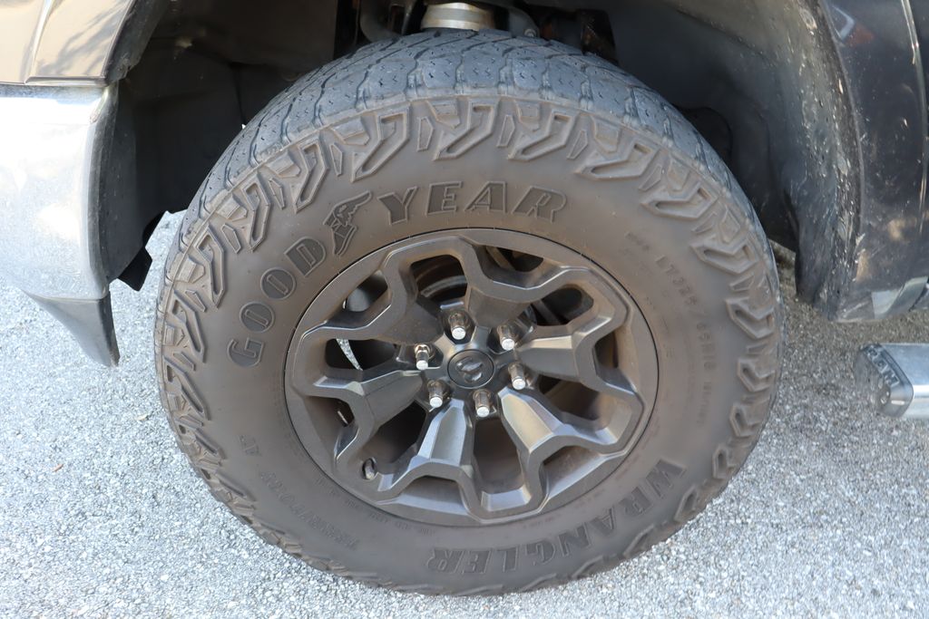 Thumbnail: 2019 RAM 1500 - 4