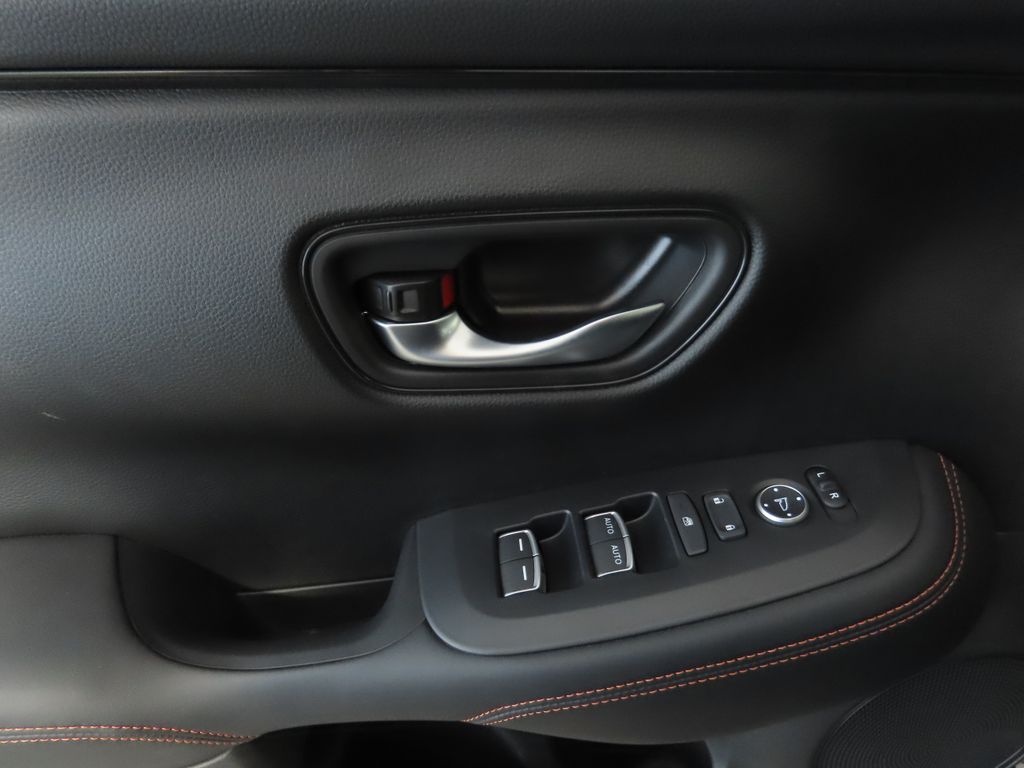 2025 Honda HR-V Sport 23