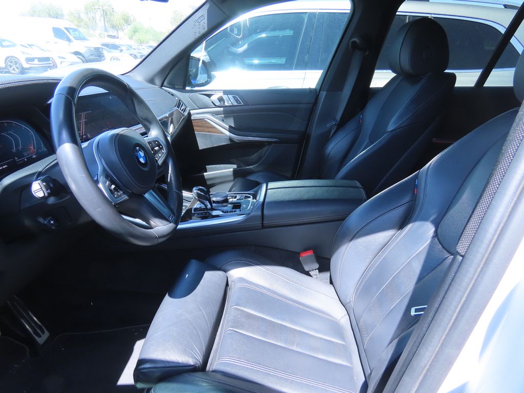 Thumbnail: 2020 BMW X5 - 10