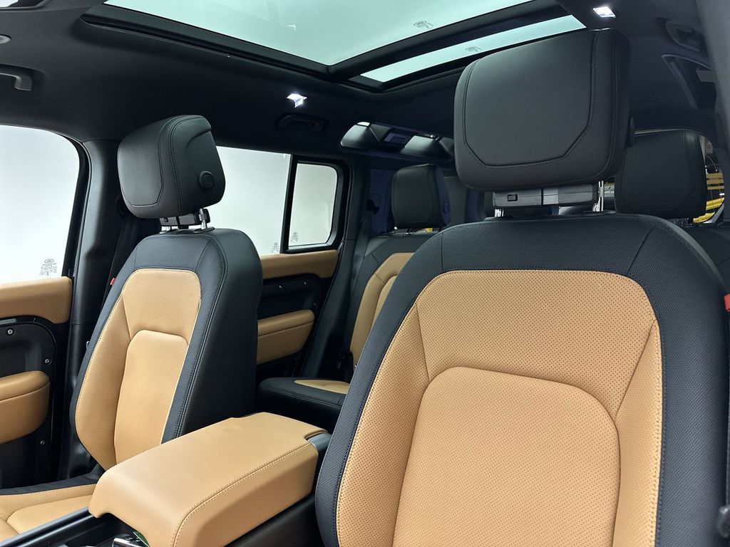 Thumbnail: 2024 Land Rover Defender - 15