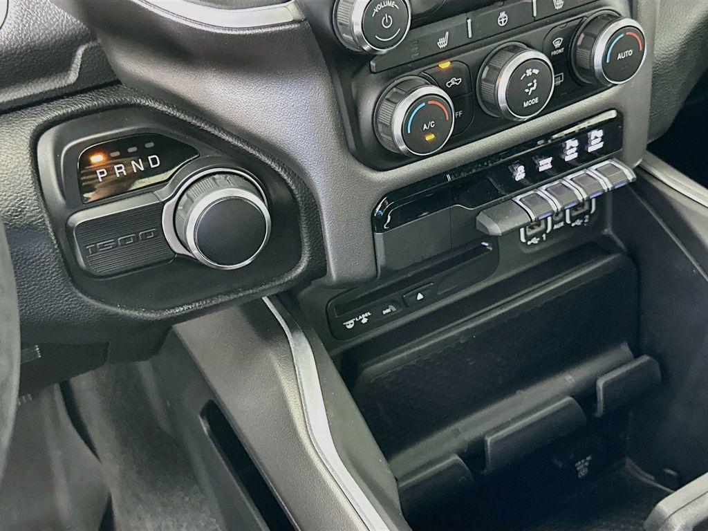 Thumbnail: 2019 RAM 1500 - 16