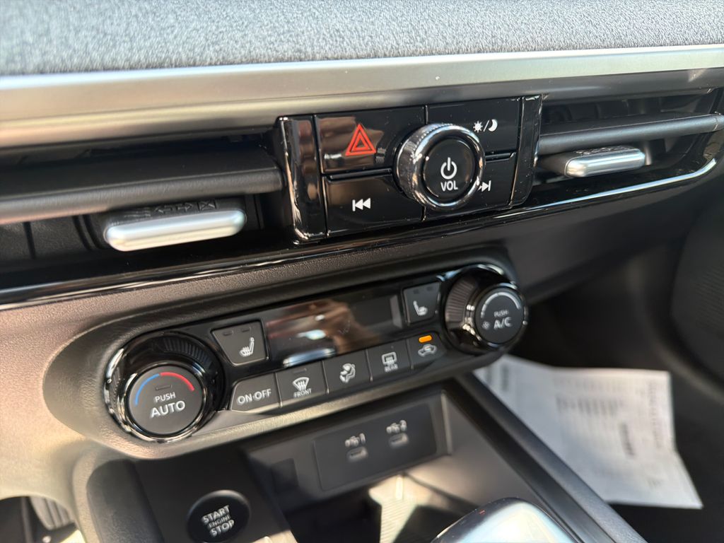 New 2026 Nissan Kicks SV 4D Sport Utility