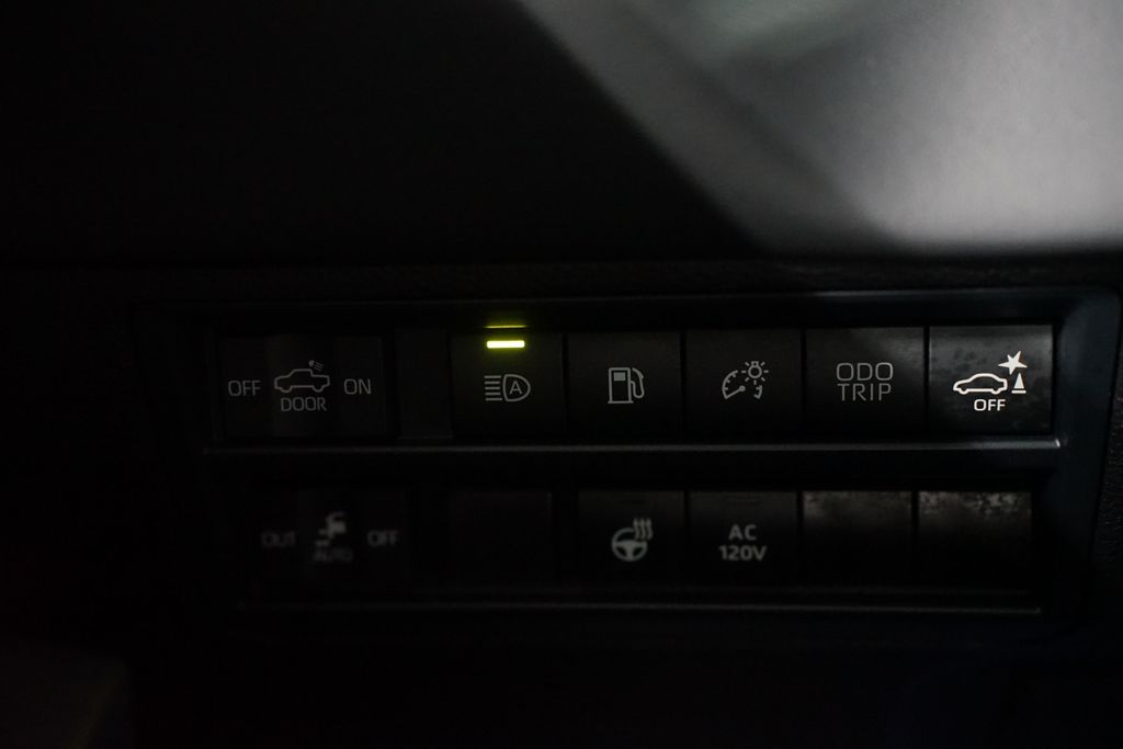 Thumbnail: 2024 Toyota Tundra - 25