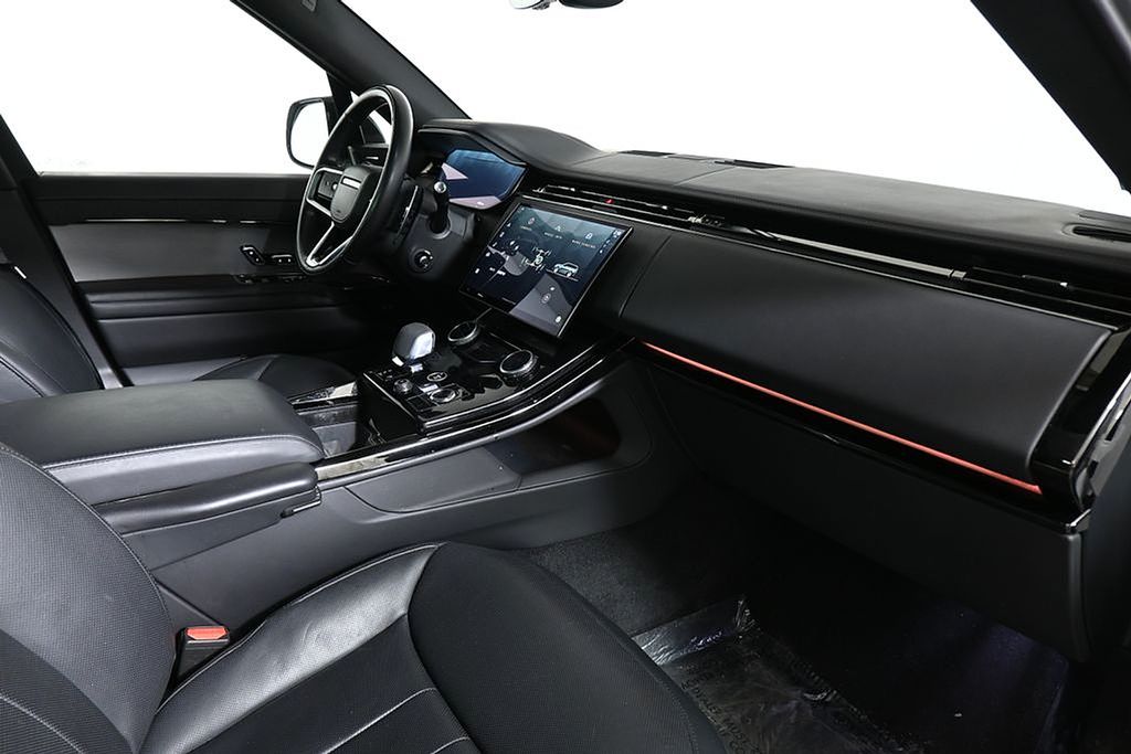 Thumbnail: 2023 Land Rover Range Rover Sport - 27