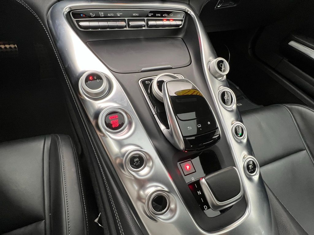 Thumbnail: 2017 Mercedes-Benz AMG GT - 11