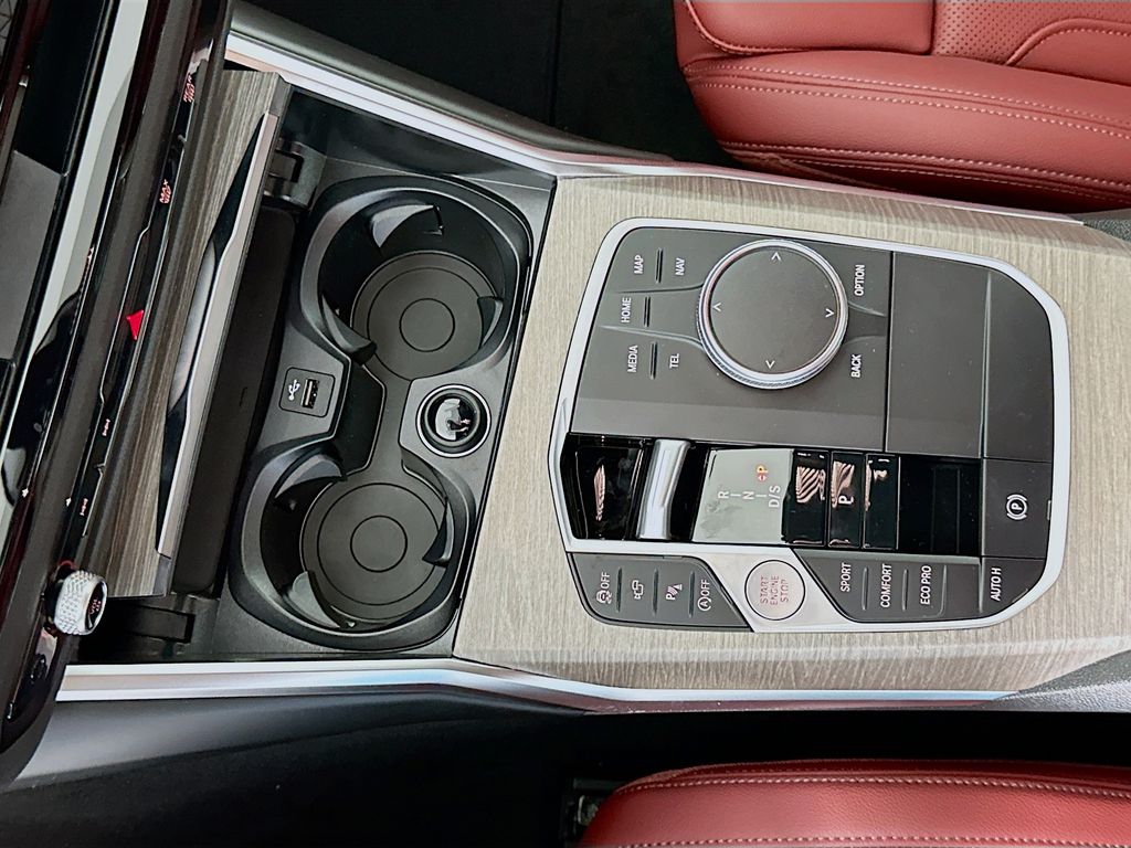 Thumbnail: 2026 BMW 3 Series - 15