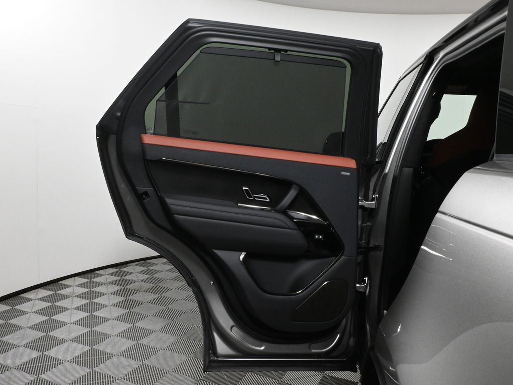 Thumbnail: 2024 Land Rover Range Rover Sport - 27