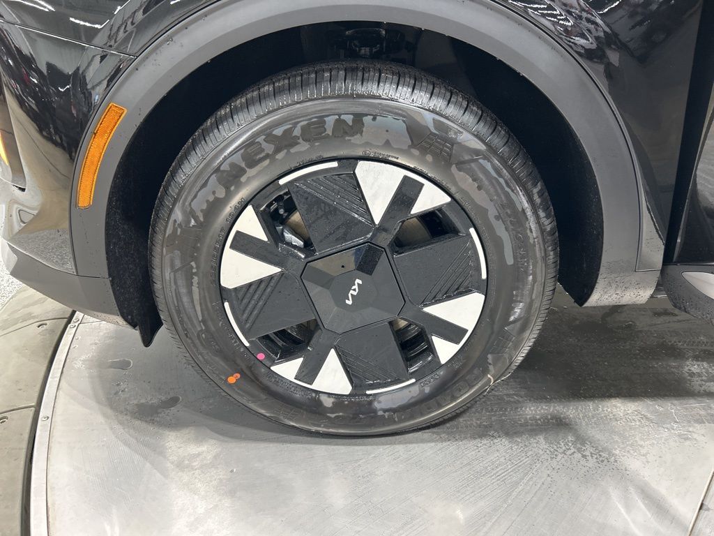 new 2026 Kia Sportage Hybrid car, priced at $32,185