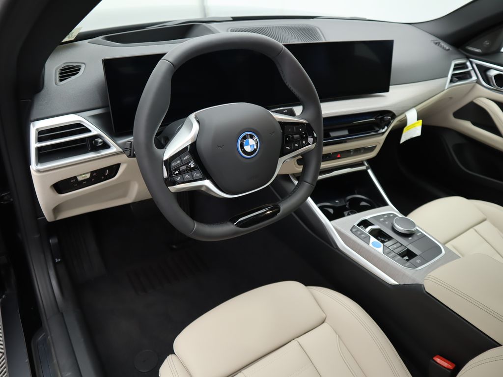 2025 BMW i4 eDrive40 9